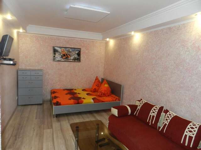 Апартаменты 1-room Studio Apartment on Matrosova Street 19, by GrandHome Запорожье-5